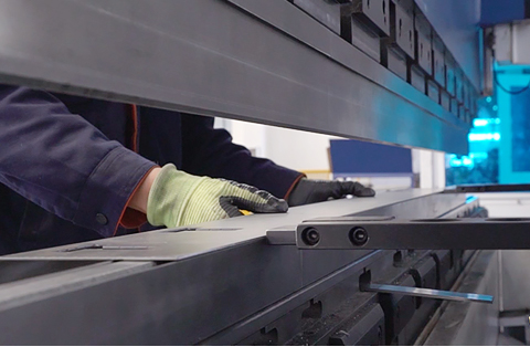 專業(yè)數(shù)控折彎機