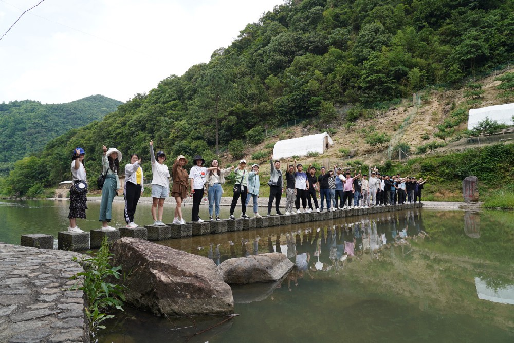 “展望未來(lái)，共創(chuàng)輝煌！”2023大名府家用電梯團(tuán)建拓展活動(dòng)圓滿舉辦！